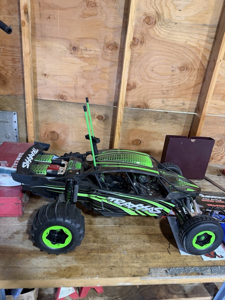 Traxxas Pro Scale RC Sand Car ( READ DESCRIPTION)