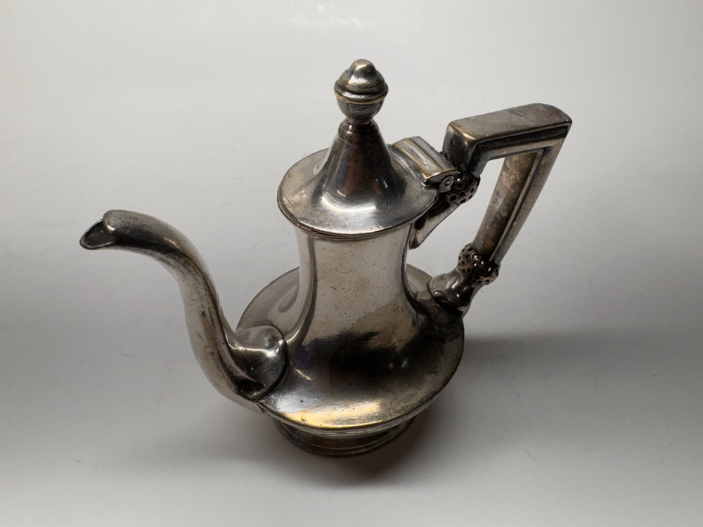 Reed and Barton Vintage Silverplate Hotel Teapot