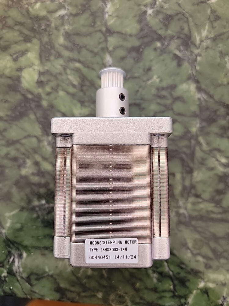 MOONS STEPPING MOTORTYPE: 24HS3003-14N. #29
