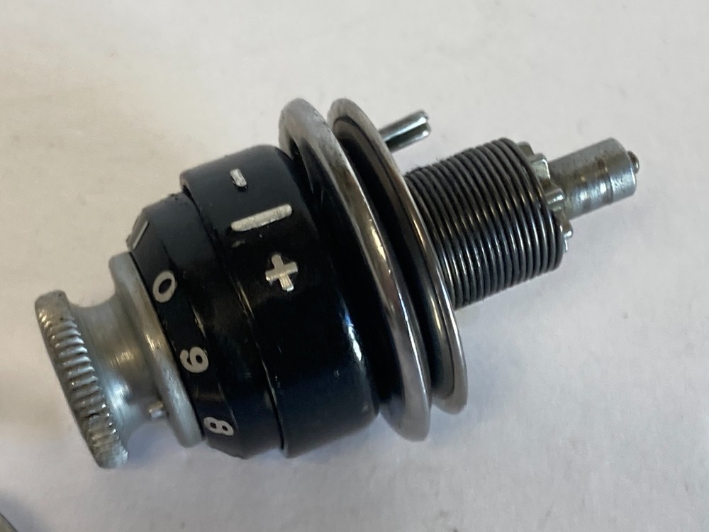Singer Featherweight 221 Upper Tension Assembly