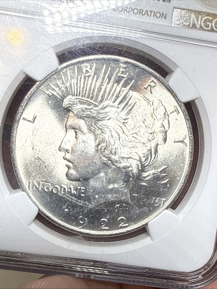 1922 Silver Peace Dollar NGC MS 65