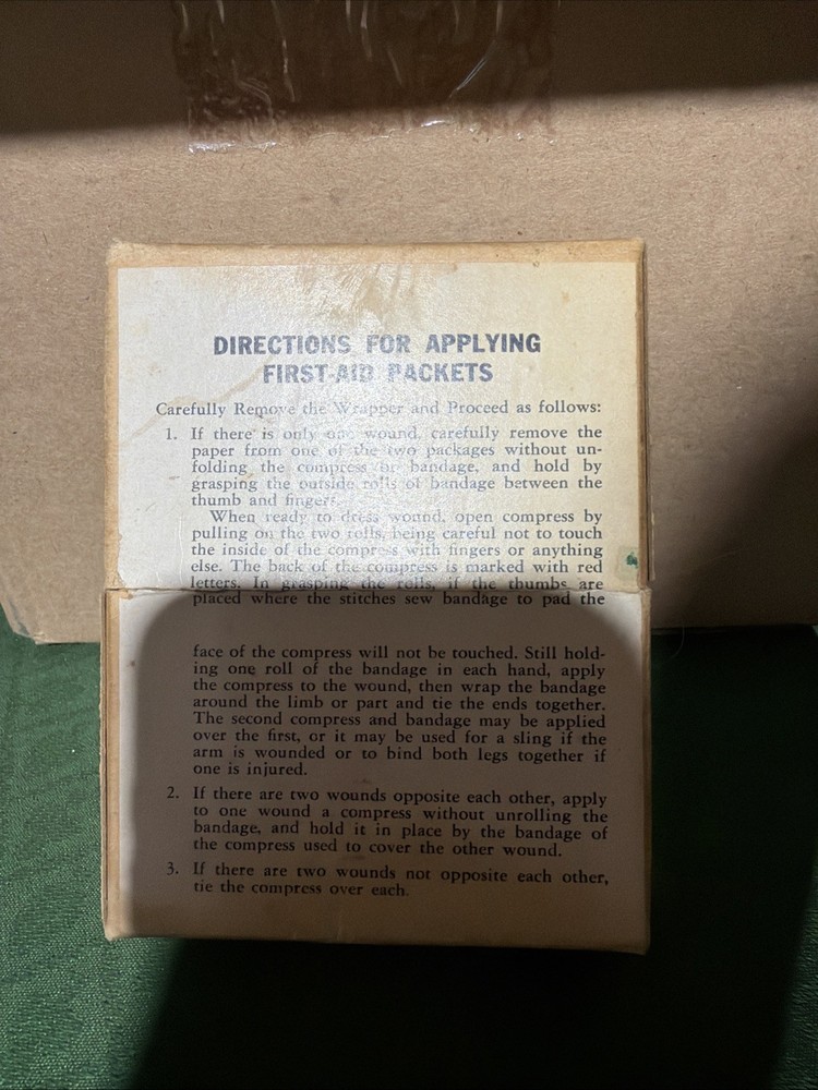 WW2 US Army First Aid Instruction Packet Dressing Johnson And Johnson New