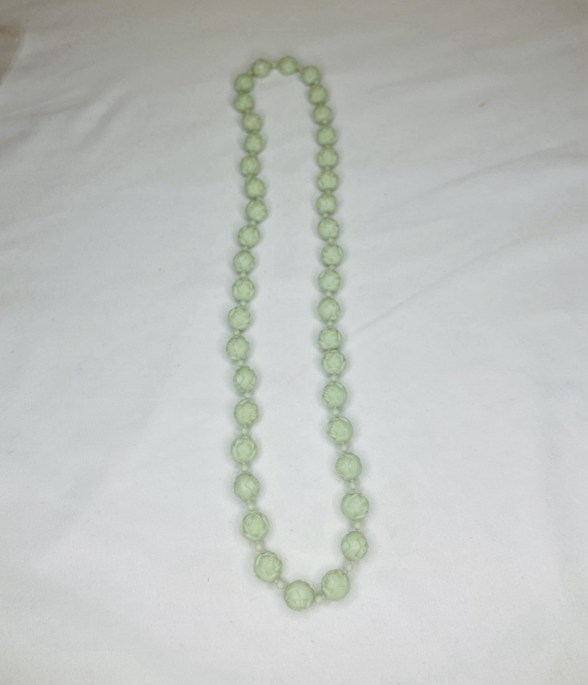 Vintage Light Green Rose Buds Rosary Necklace 22" Continuous String