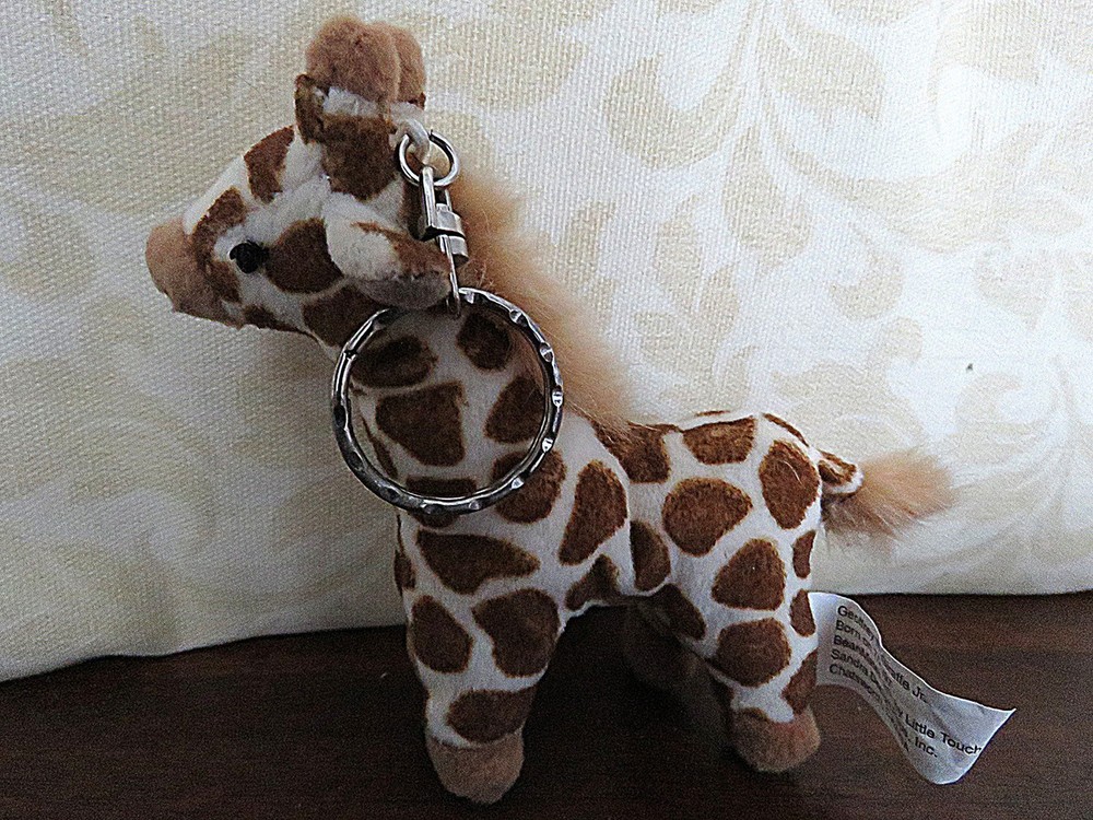 Plush Giraffe Keychain - 3 x 4"