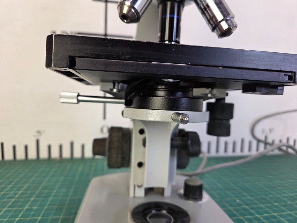 Zeiss Microscope W 3 Objectives 470906-9904/44