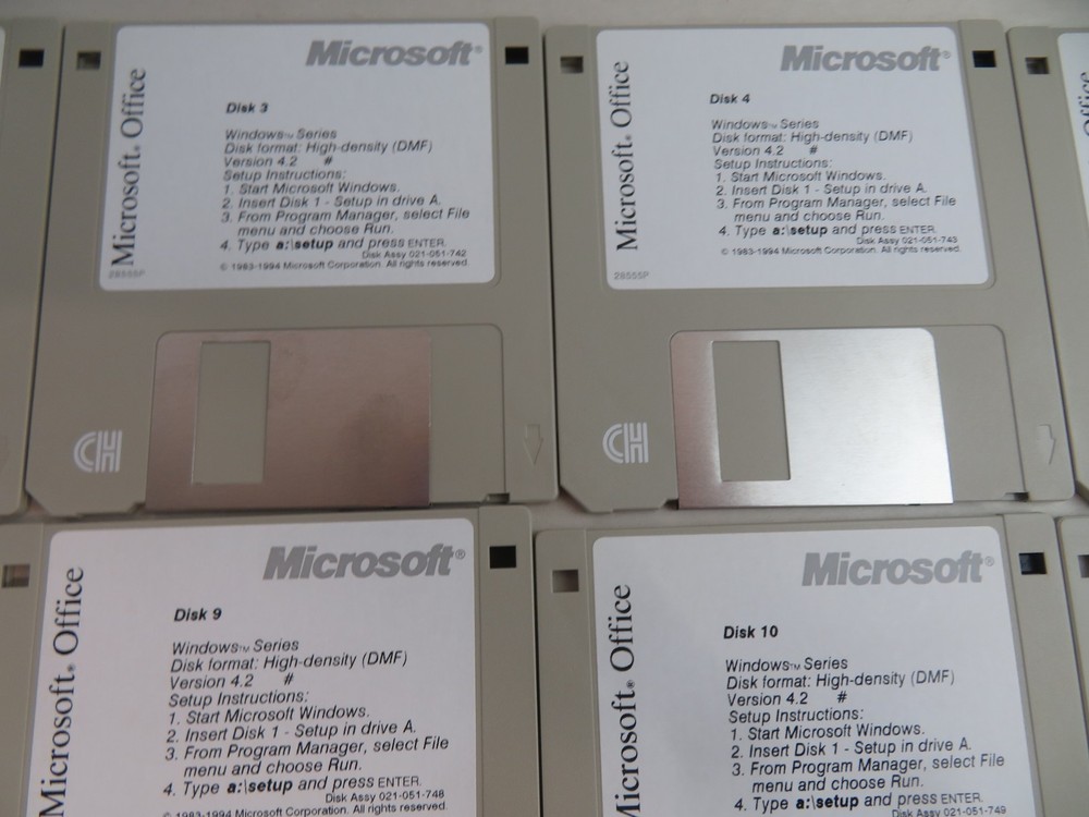 Microsoft Office Version 4.2 Floppy Disks 3.5" 1994 20 discs
