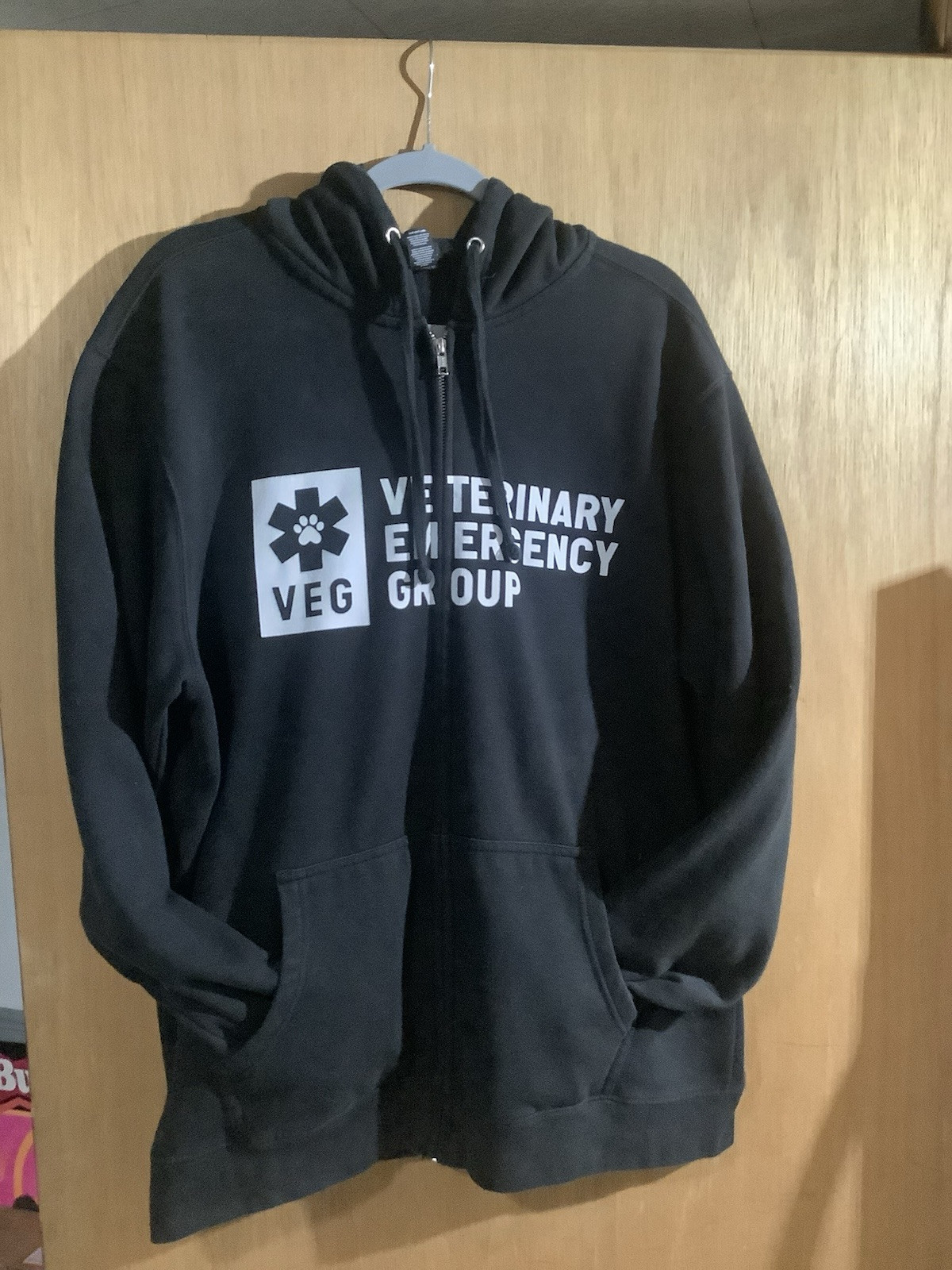 Veterinary Emergency Group Jackets Lot