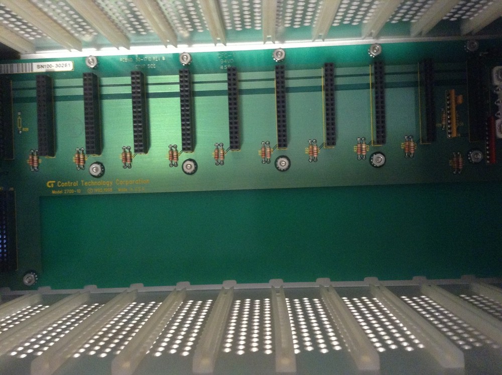 Control Technology Corp 2700-10 MainFrame + Power SUpply 10 Slots