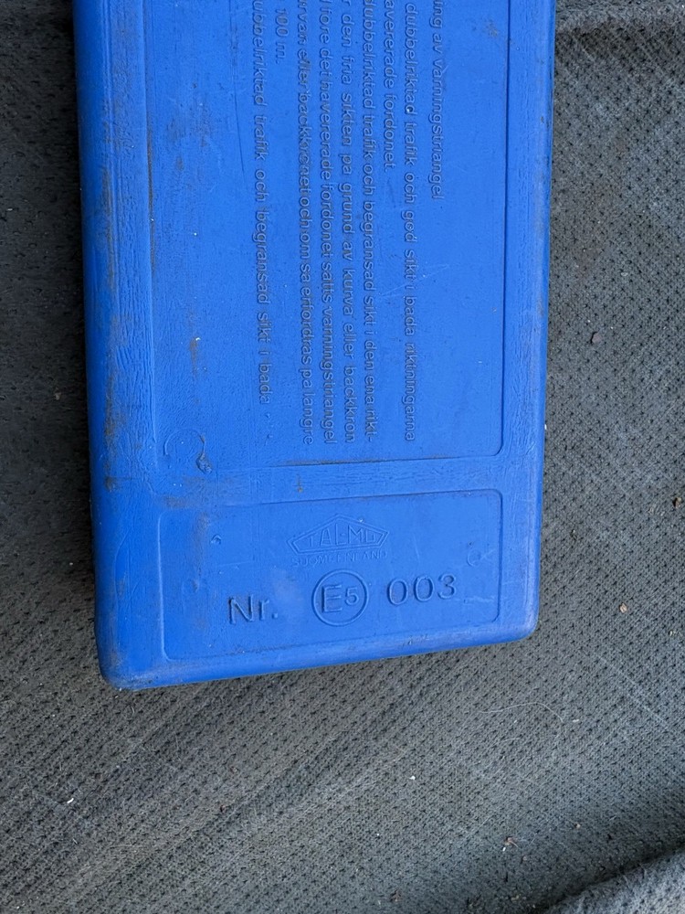 Saab Scania Warning Triangle