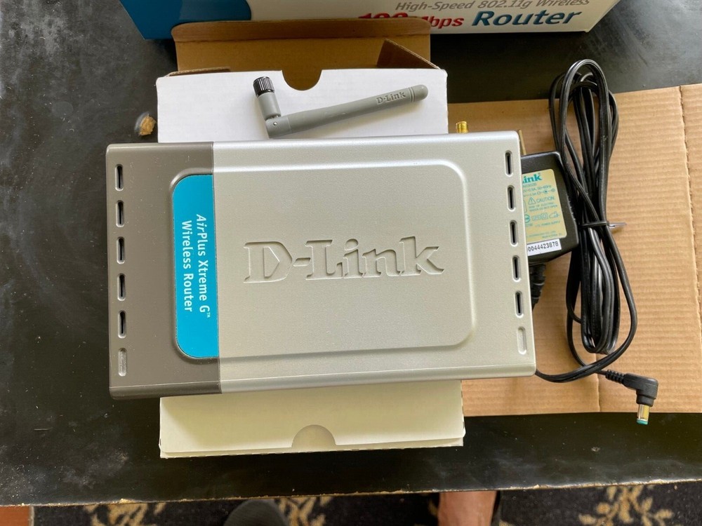 D-Link AirPlusXtremeG DI-624 Wireless Router