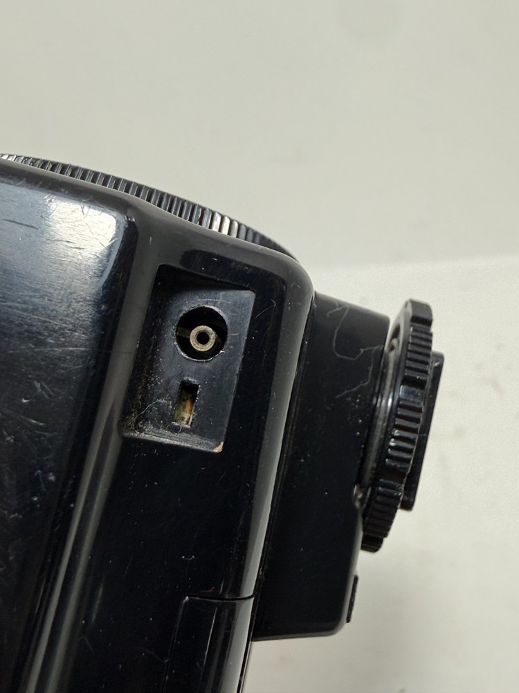 Olympus Quick Auto 310 Electronic Flash Unit TTL for OM-2n Camera System