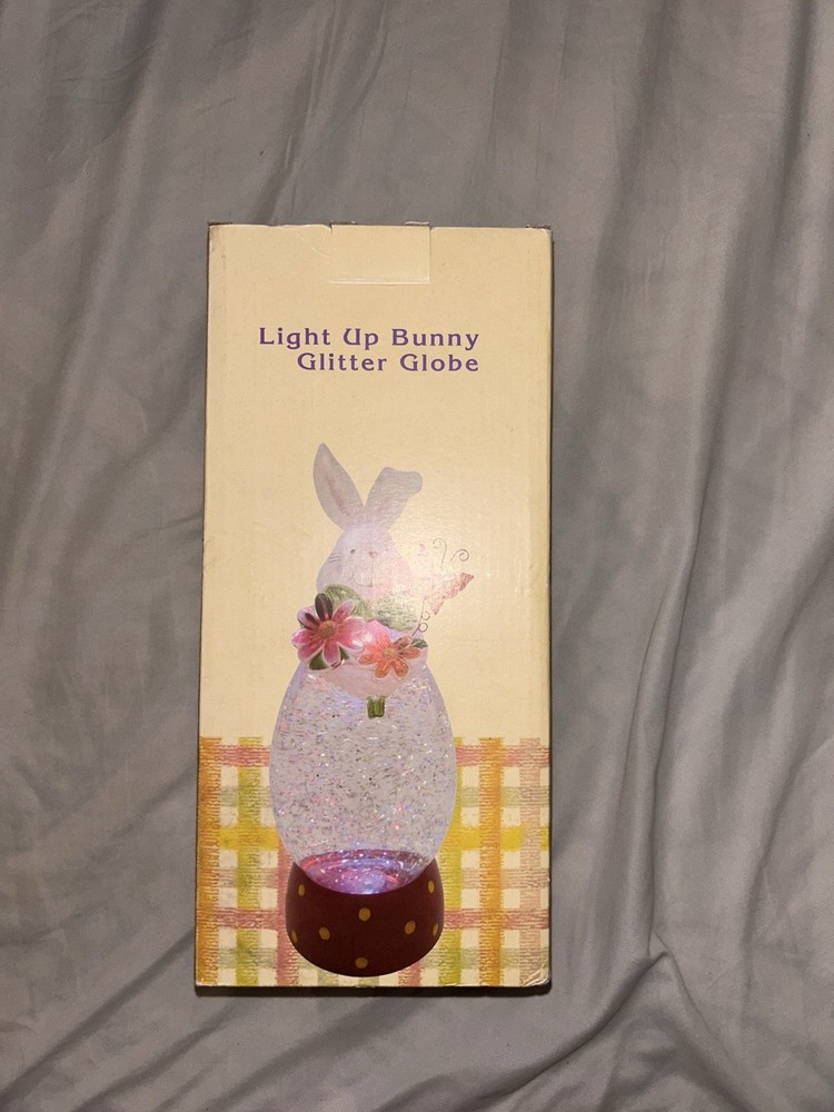 Cracker Barrel Light Up Bunny Globe Working Condition