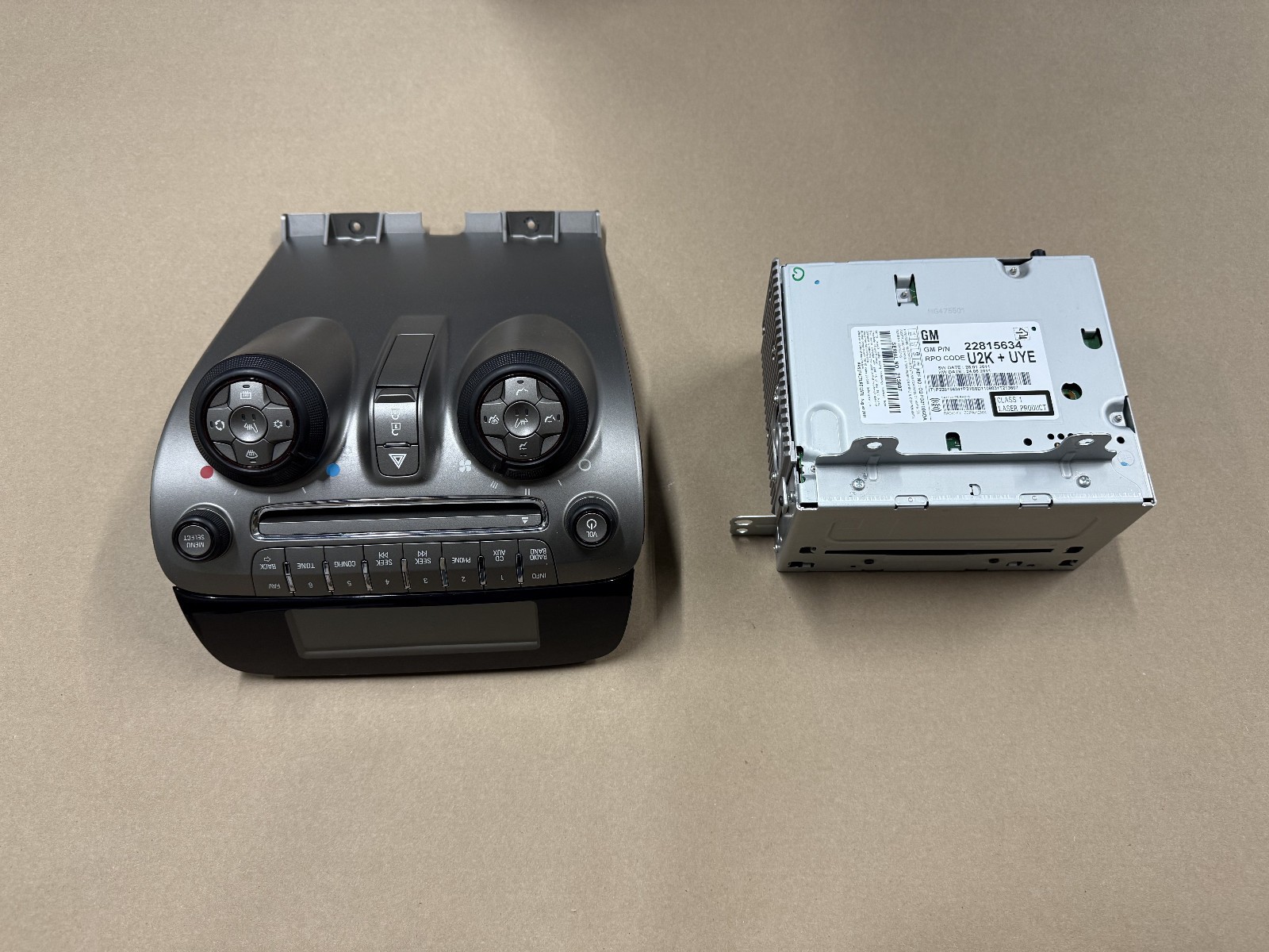 2010-2015 Chevrolet Camaro SS Radio Face Plate Head Unit GM - OEM