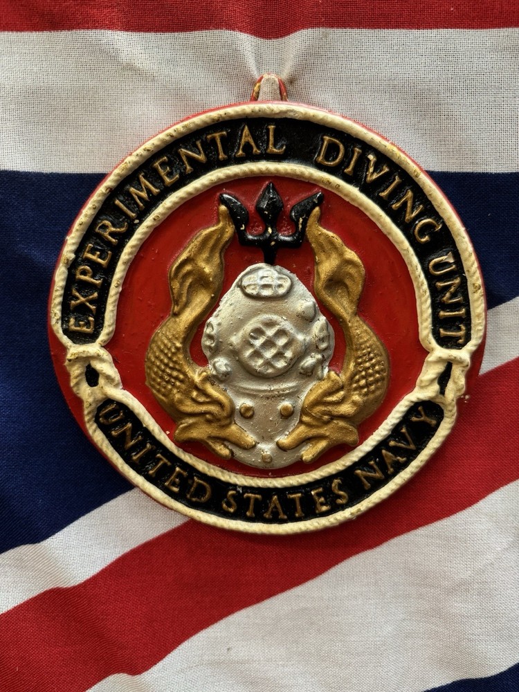 Vintage US Navy Experimental Diving Unit Ceramic Wall Badge/Plaque