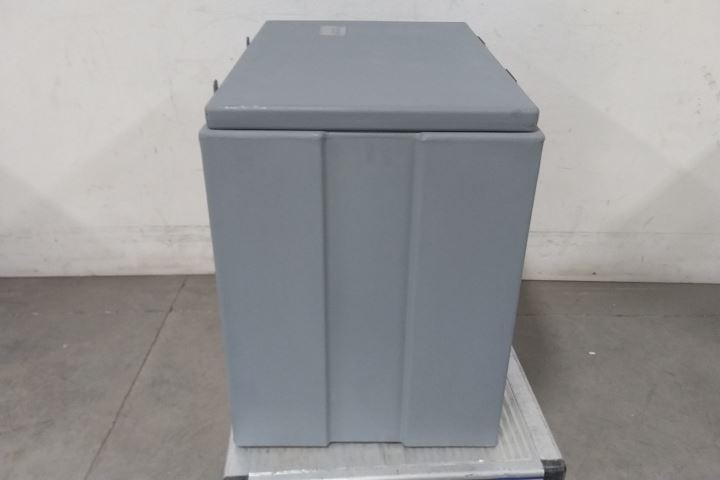 ThermoSafe 301 3.75 Cu Ft Capacity 200 Lb Capacity Dry Ice Storage Chest