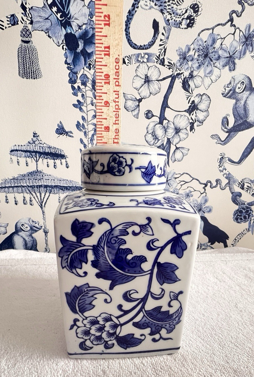 Chinoiserie Square Ginger Jar Small Blue White Floral Ceramic Lidded 4.5 x 4 x 7