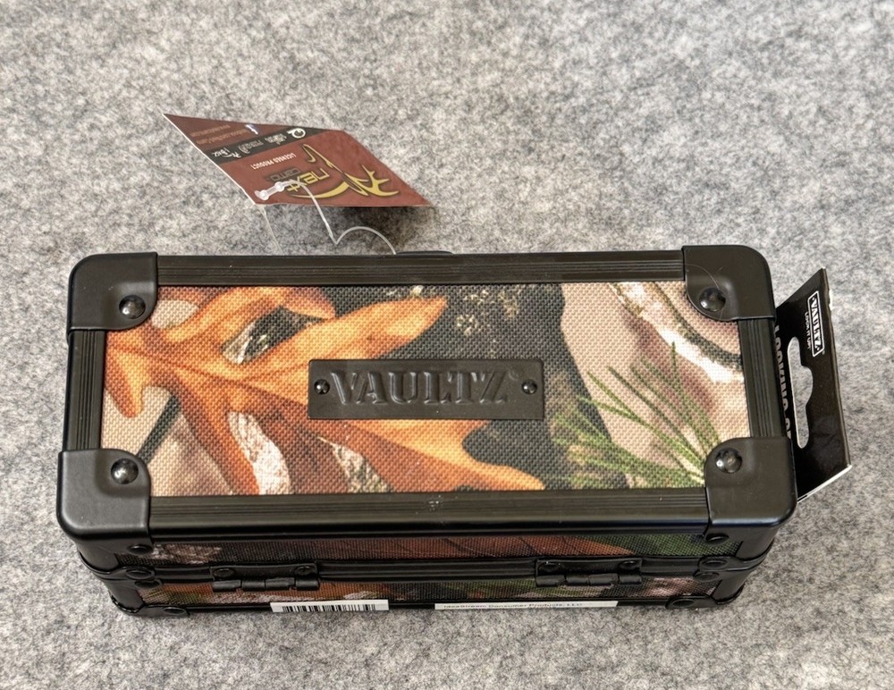 Vaultz Locking Sunglass Case Camo