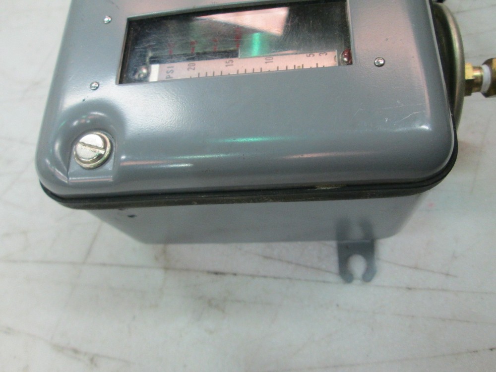 Penn Pressure Switch Controller P80ABA-34 24 VAC (New)