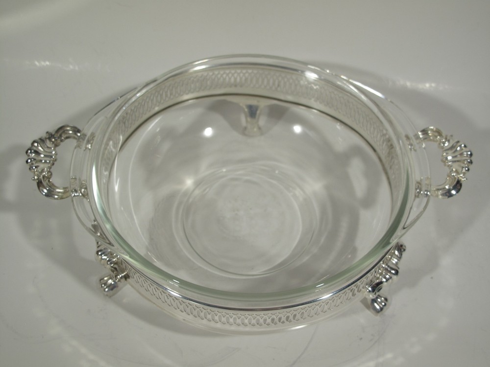 F B Rogers Silverplate 1543 Round Footed Covered Casserole Dish 2 Qt. VTG Pyrex
