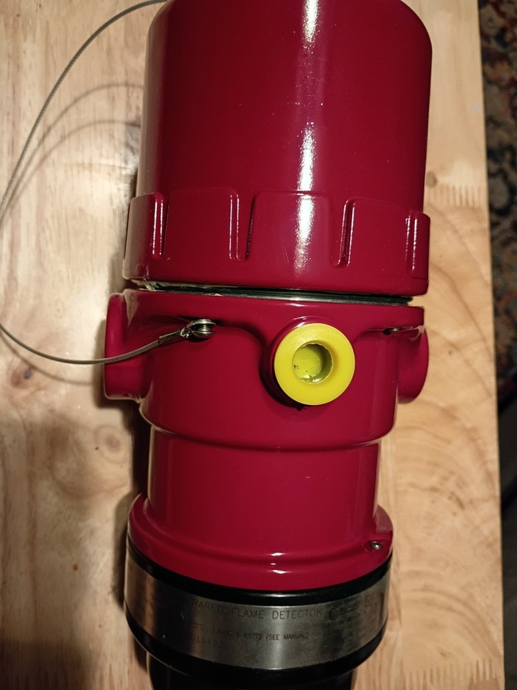 DET-TRONICS X3301A ULTRAVIOLET FLAME DETECTOR