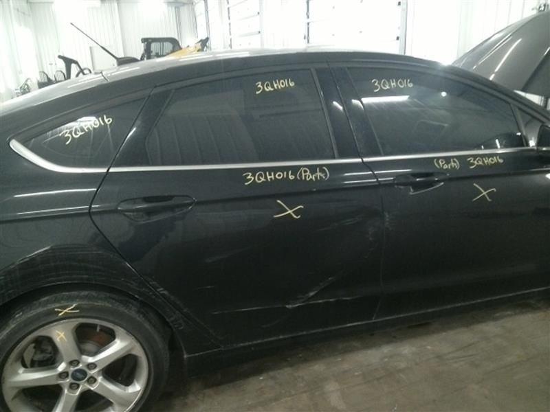 FUSION 2014 High Mounted Stop Light 104687123