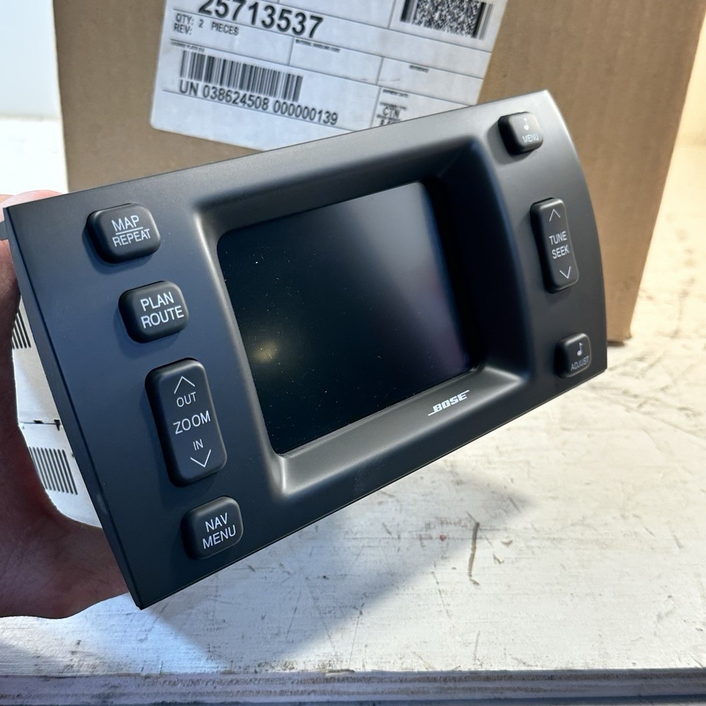 New OEM GM 25713537 Navigation Data Entry System Processor for 2000-01 Deville