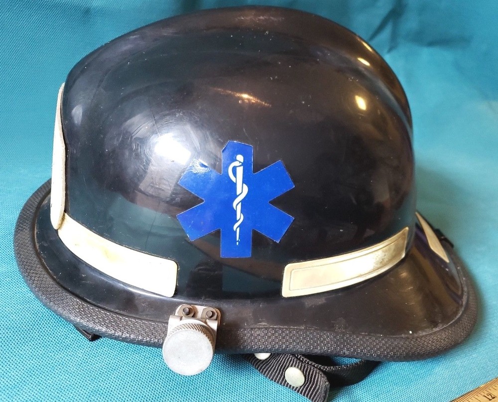 Vintage Cairns & Bros Firemans Helmet 1981