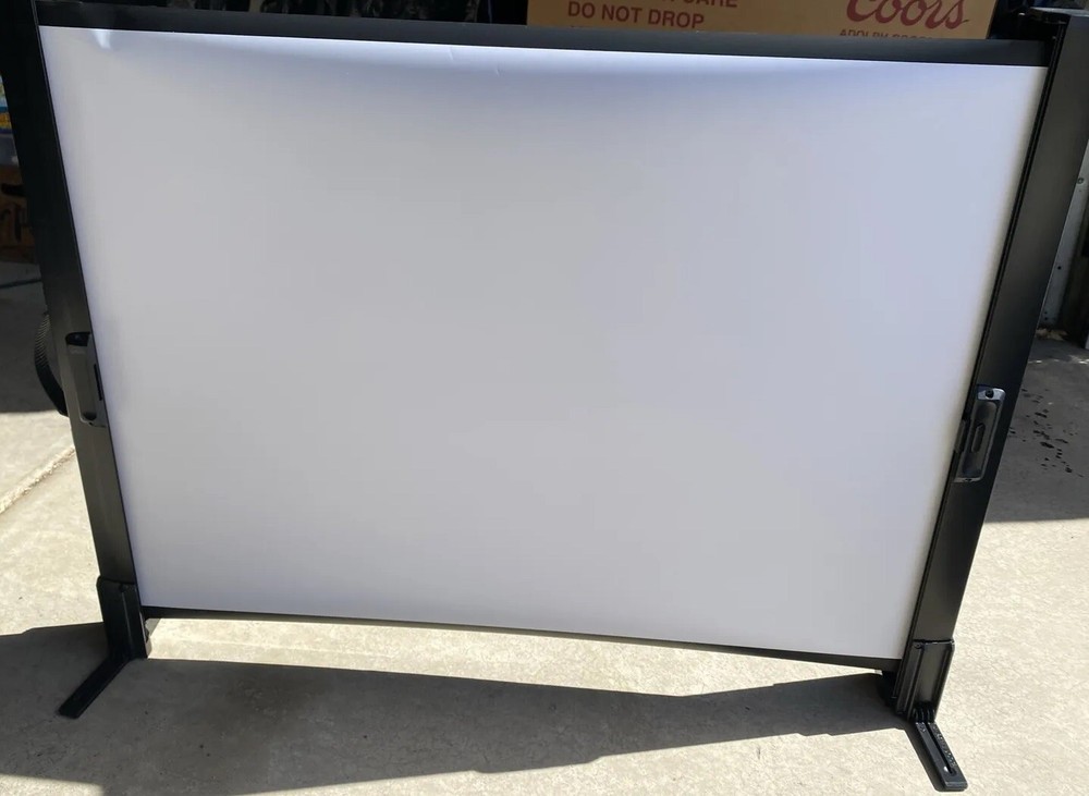 DA-LITE PRESENTER ULTRA PORTABLE PROJECTION SCREEN 24x32 40" DIAGONAL
