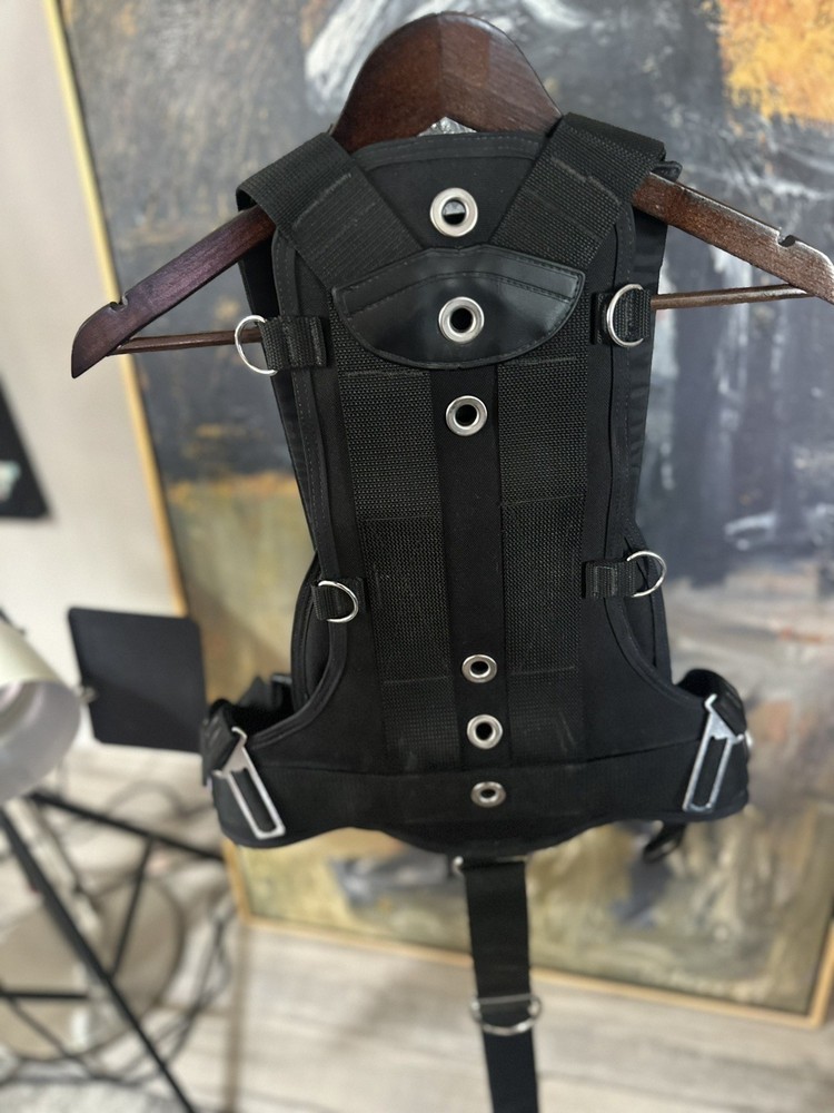 Dive Rite Transpac XT Harness, Gently Used. Size 17” Medium (T3300 Soft Pack)