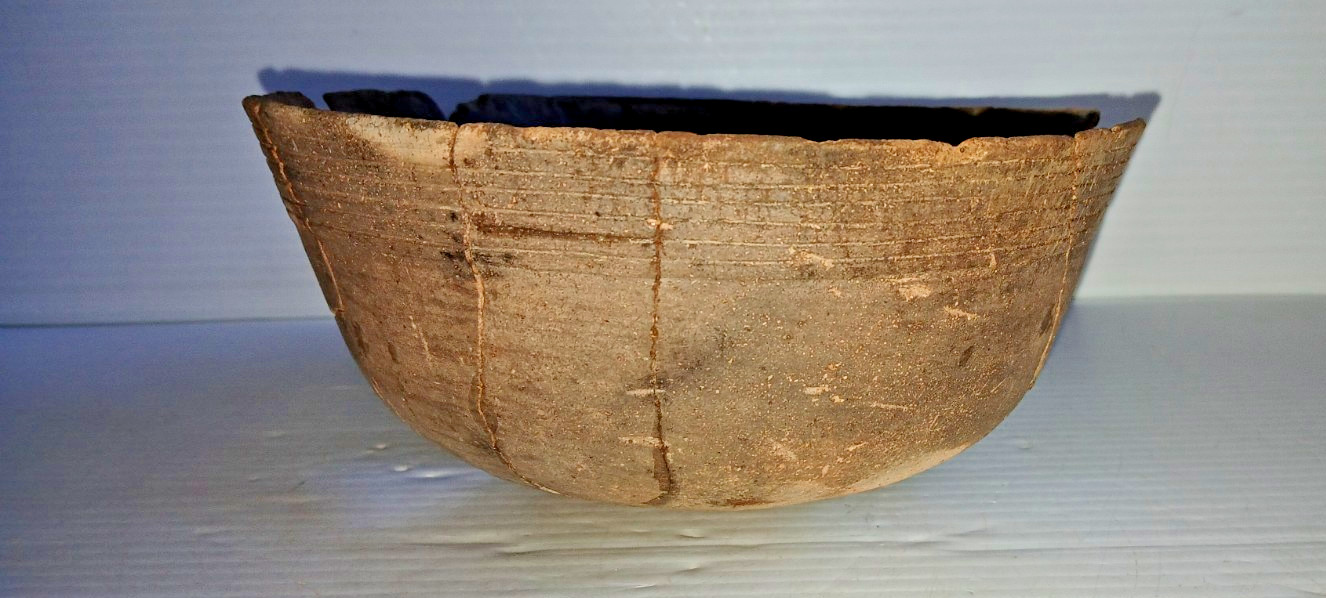 Pre-Columbian Native American Indian Mississippian Partial Pottery Bowl Artifact