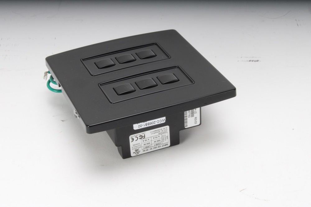 Savant WCC-206BB1-00 Wireless Circa Controller With Hardware and Box