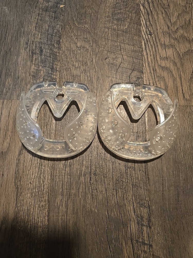 horse shoes