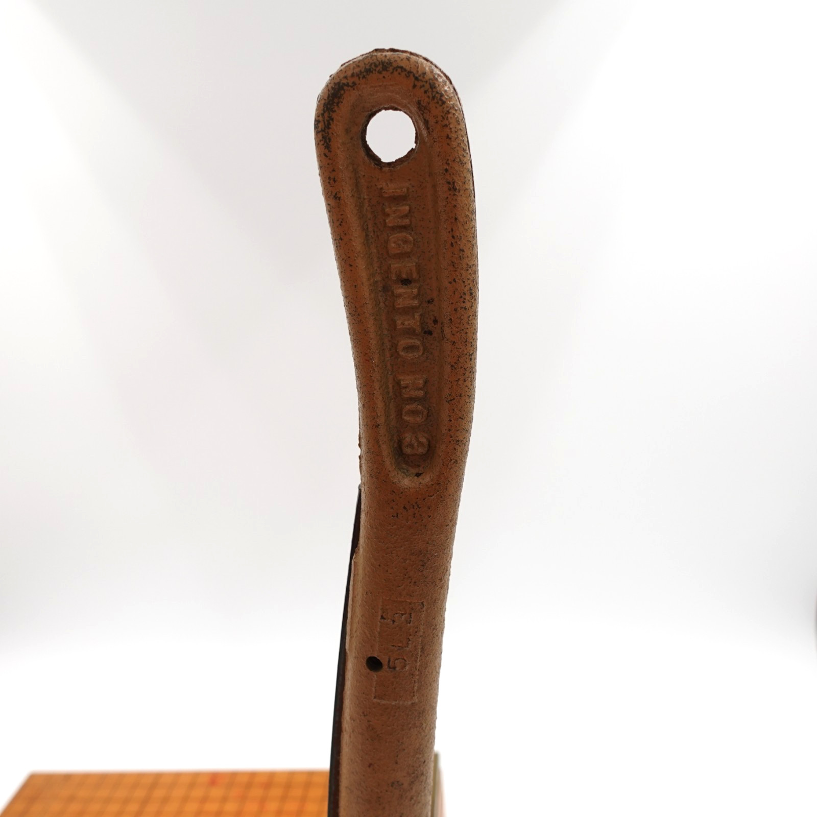 Vintage Ingento No 3 Paper Cutter Guillotine Cast Iron Arm Wood Base 10"