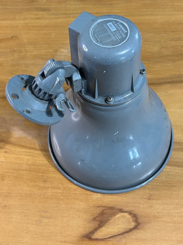 Lucent 9911 LU15W70VH 15 Watt Horn