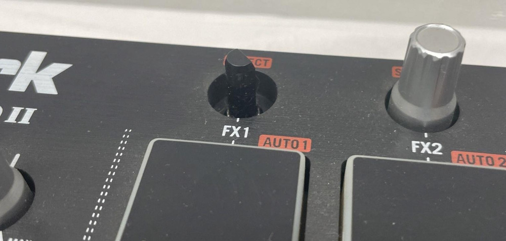 Numark Mixtrack Pro II Digital DJ Controller ~POWERS ON ~ UNTESTED ~ FOR PARTS