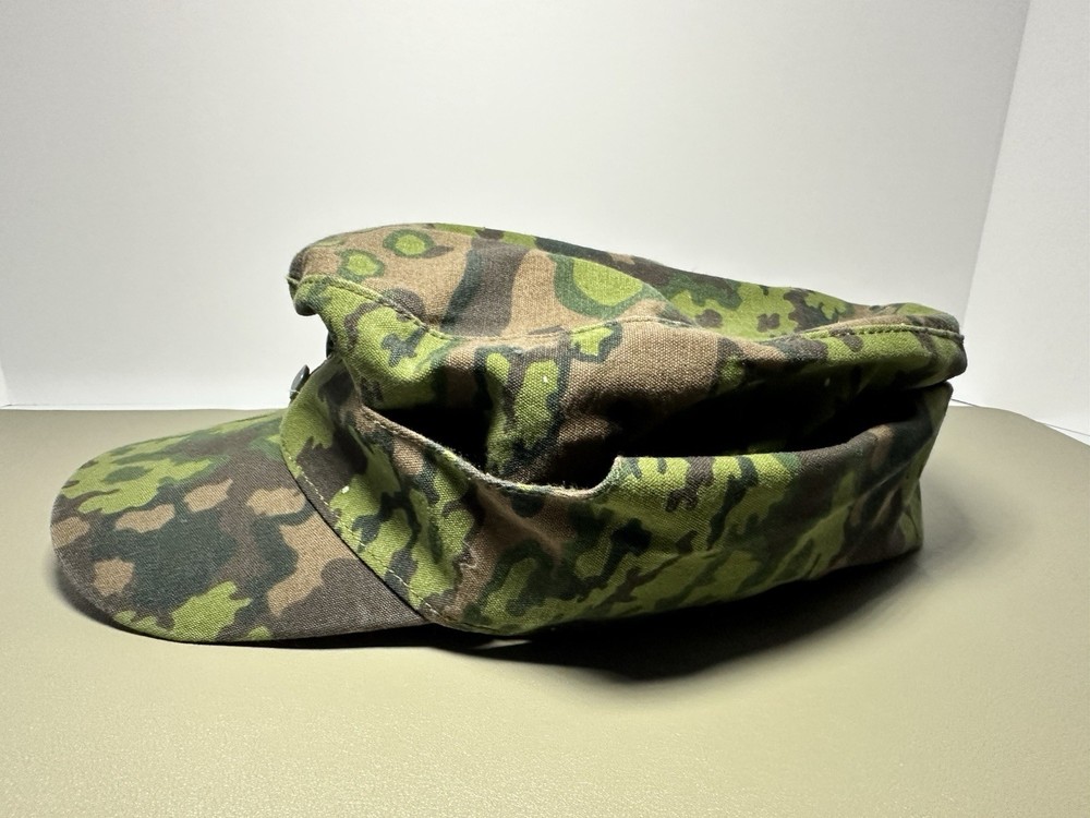 WWll Geman M43 Field Cap Spring Oakleaf Pattern, Size 19 - WW2, Vintage, Cap