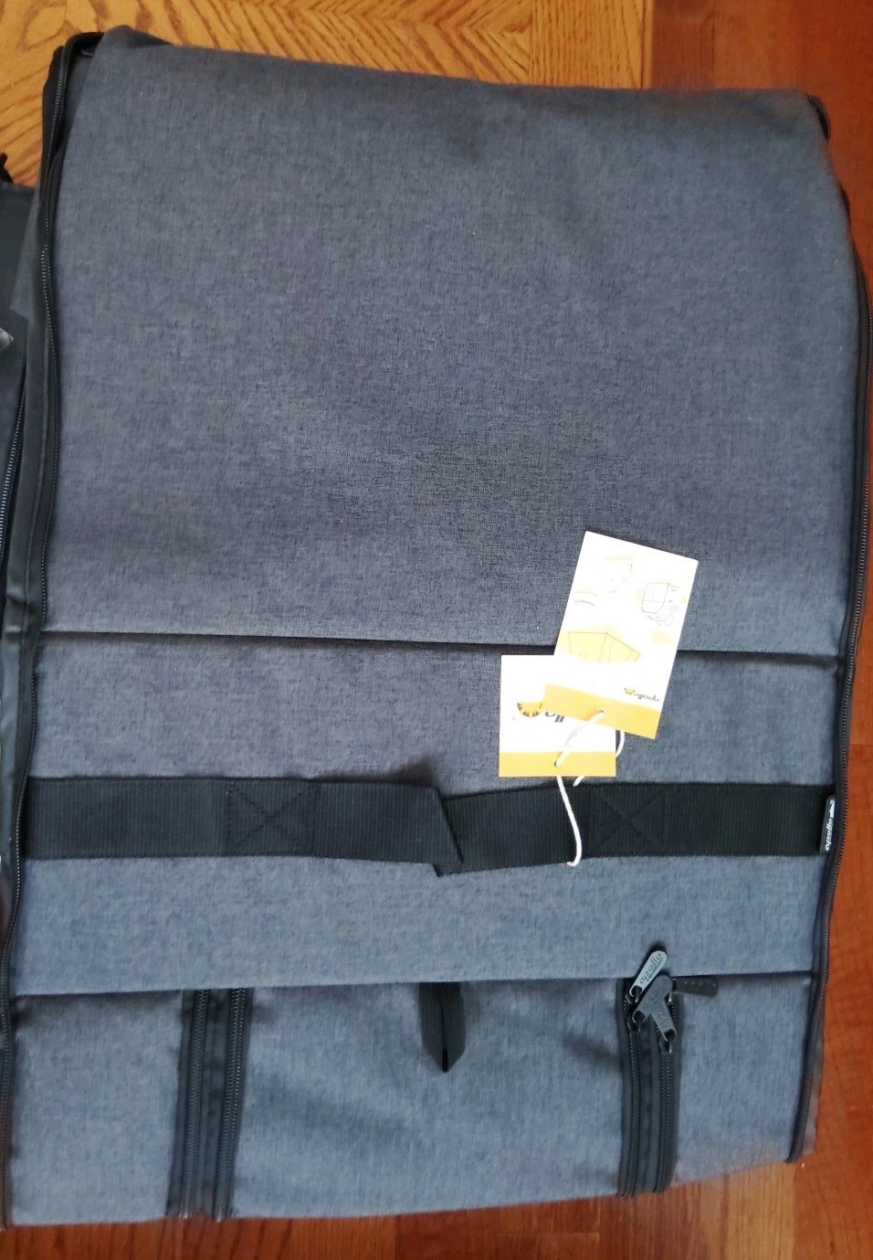 Apollo Walker Cat/Pet Carrier /Litter Box combo. BLACK/NEW