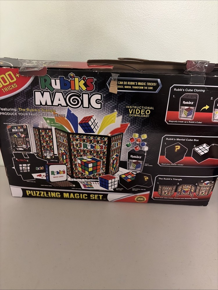 Fantasma Toys Rubik's Perplexing 300+ Magic Tricks Set