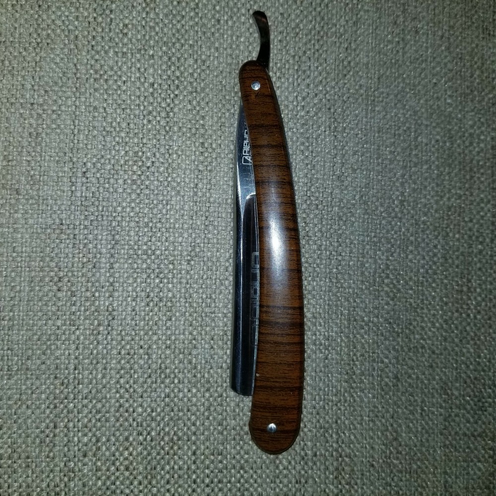 Alpha Outpost Straight Razor