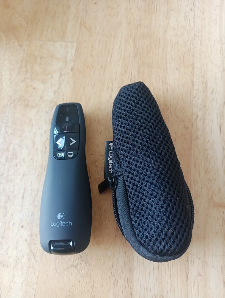 Logitech . R400. Laser Pointer with Case Great Condition