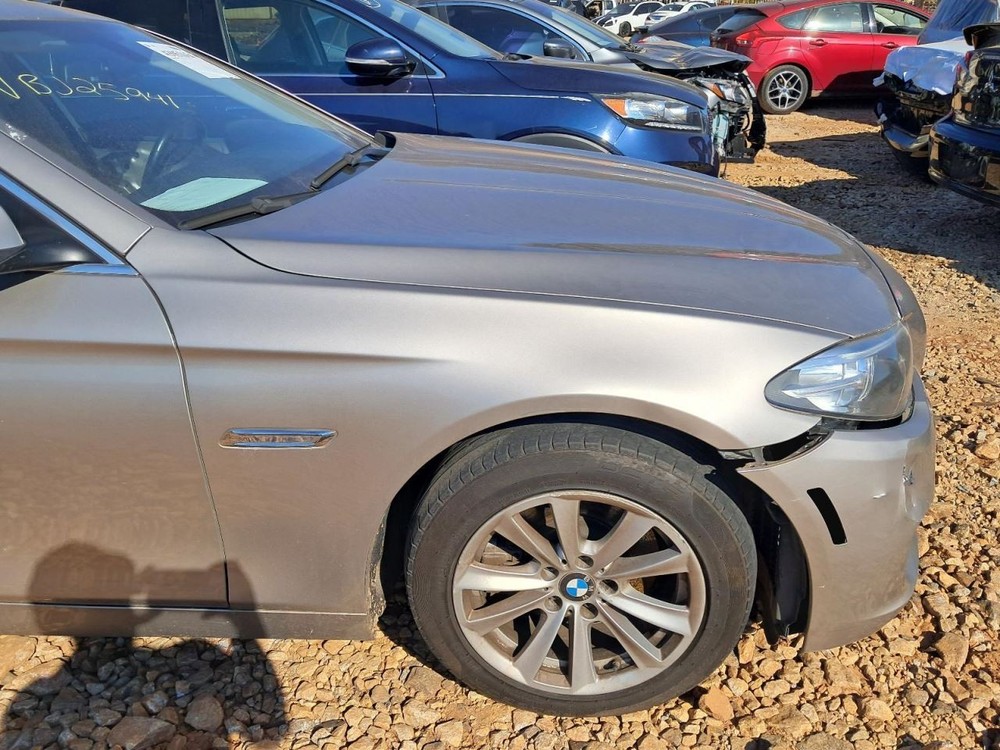 528I 2014 Glove Box 4857573