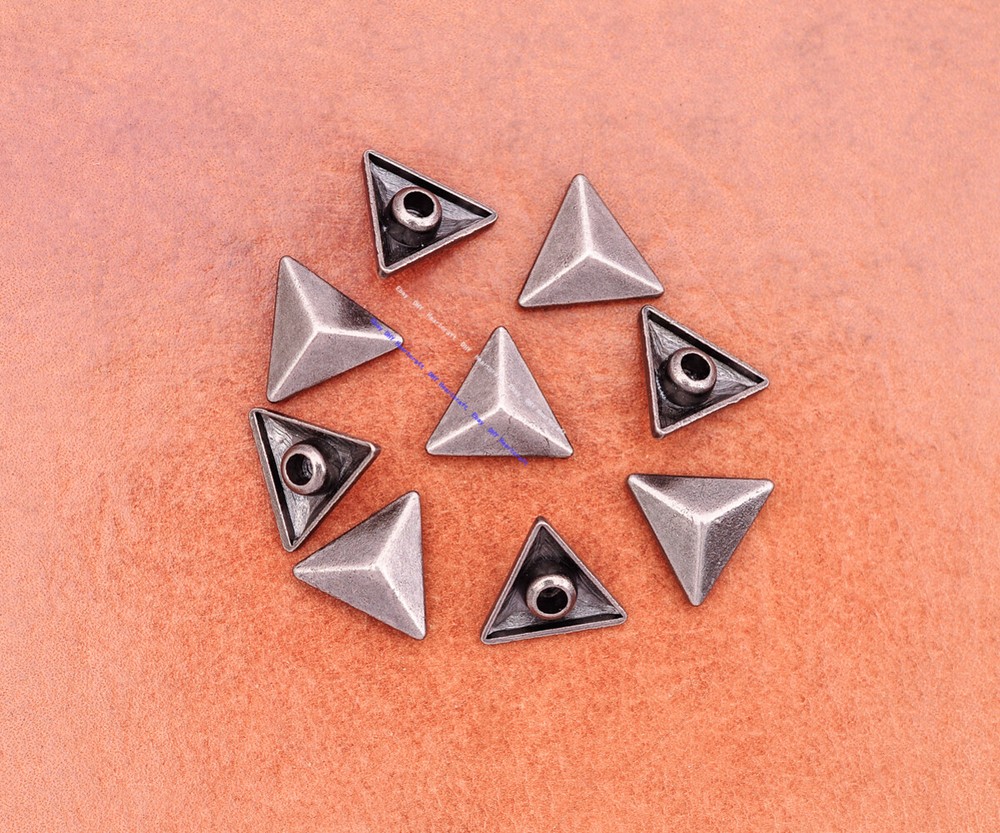 30x Biker Punk Solid Triangle Leather Rivet Studs Leathercraft Belt Accessories