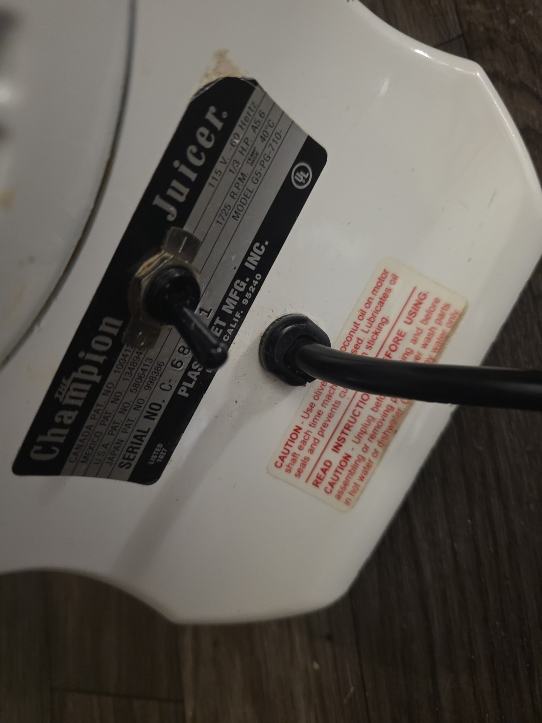 VTG Champion Juicer 1/3 HP Heavy Duty Motor Model G5-PG-710-PN ( Some Staining )