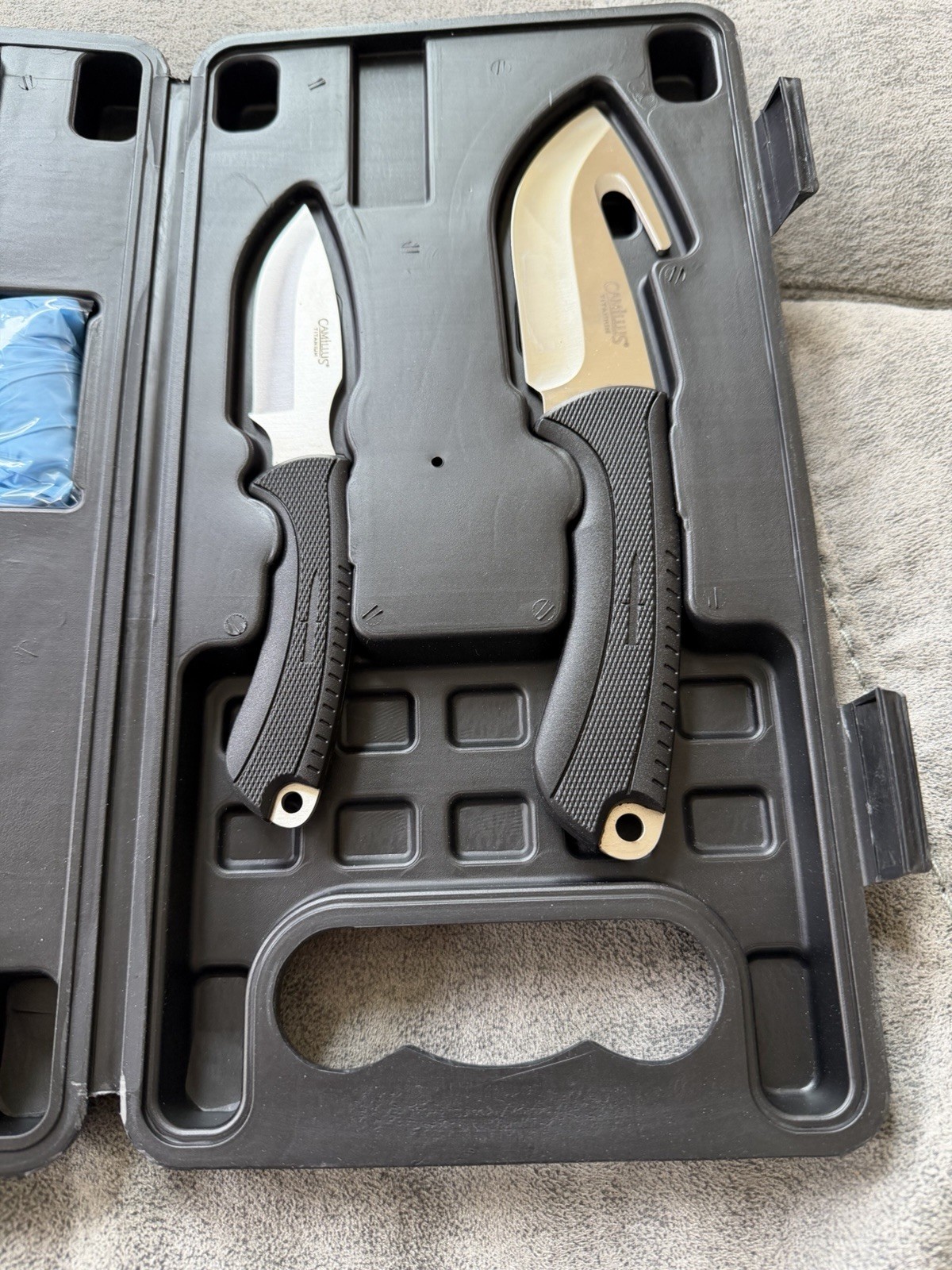 6-Piece Hunting Knife Set Gut Hook Caping Blades Game Processing Kit Case