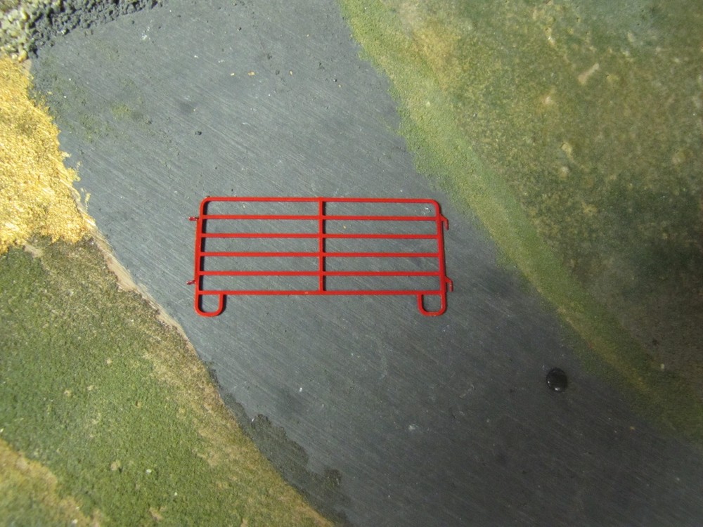 1/64 Custom Scratch-Cast Corral Panel - Qty. 1 Red - These attach together