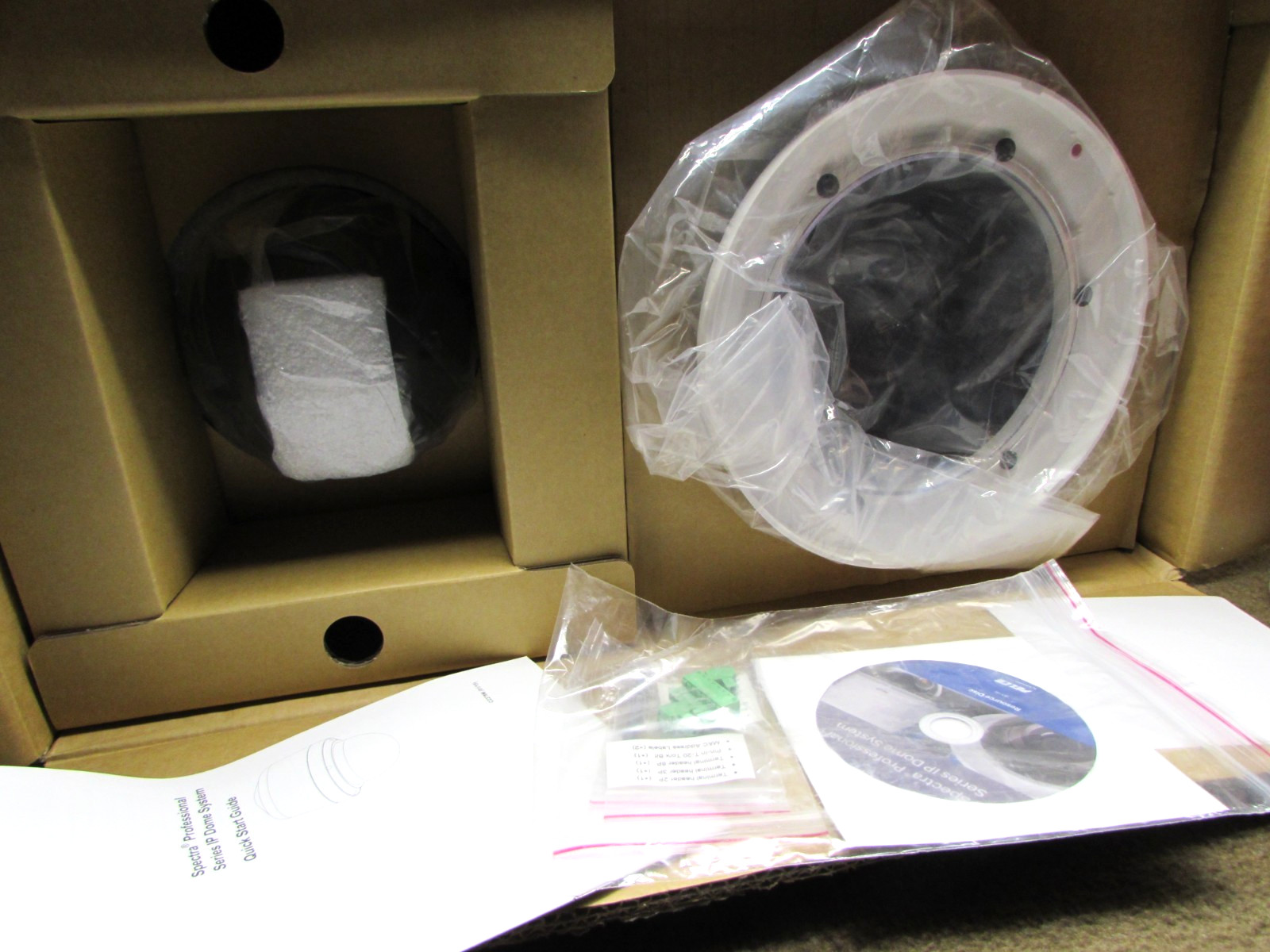 ESTATE* NEW PELCO P1220 -FWH1 2 MEGAPIXEL NETWORK IN-CEILING INDOOR DOME CAMERA