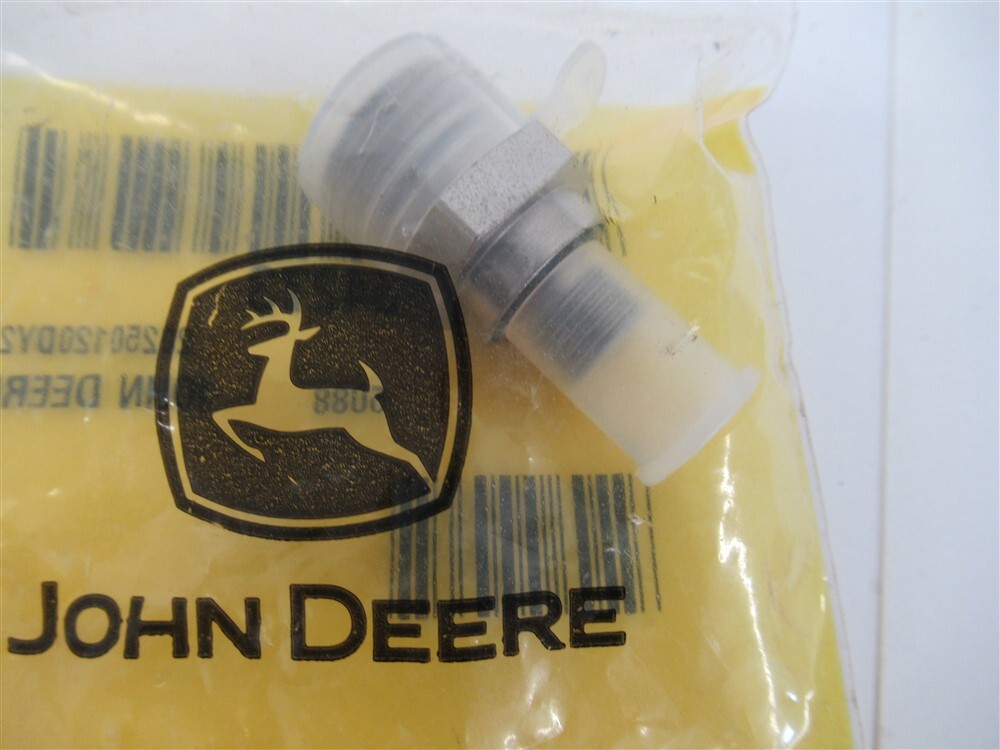 John Deere RE554273 , Adapter Fitting