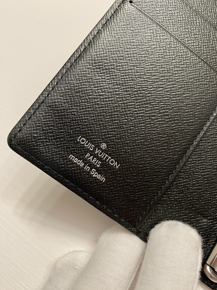 Louis Vuitton Black Epi Small Ring Agenda PM