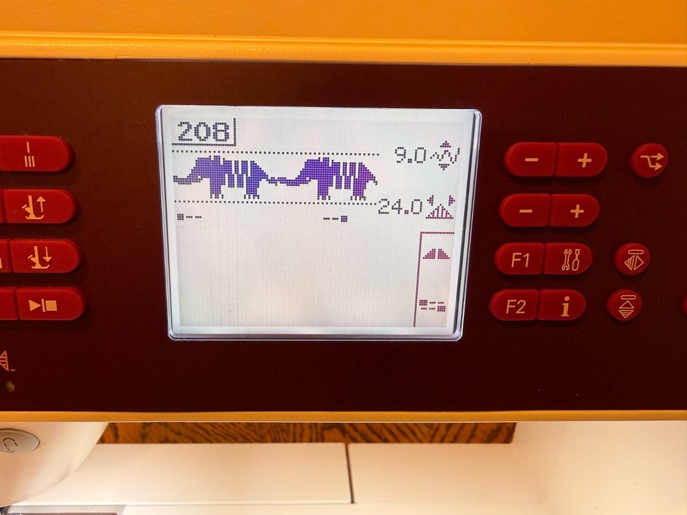 Pfaff Quilt Expression 4.2 Sewing Machine