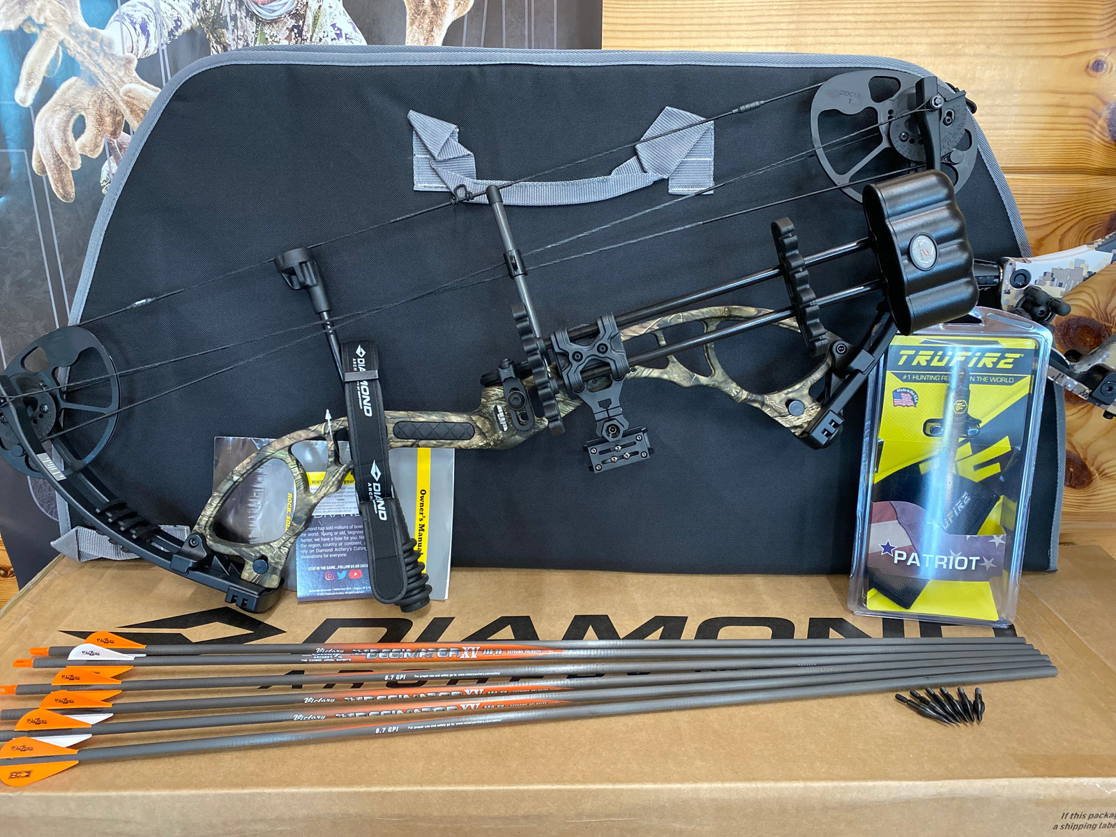 Bowtech Diamond Edge XT Compound Hunting Bow Package Black LH